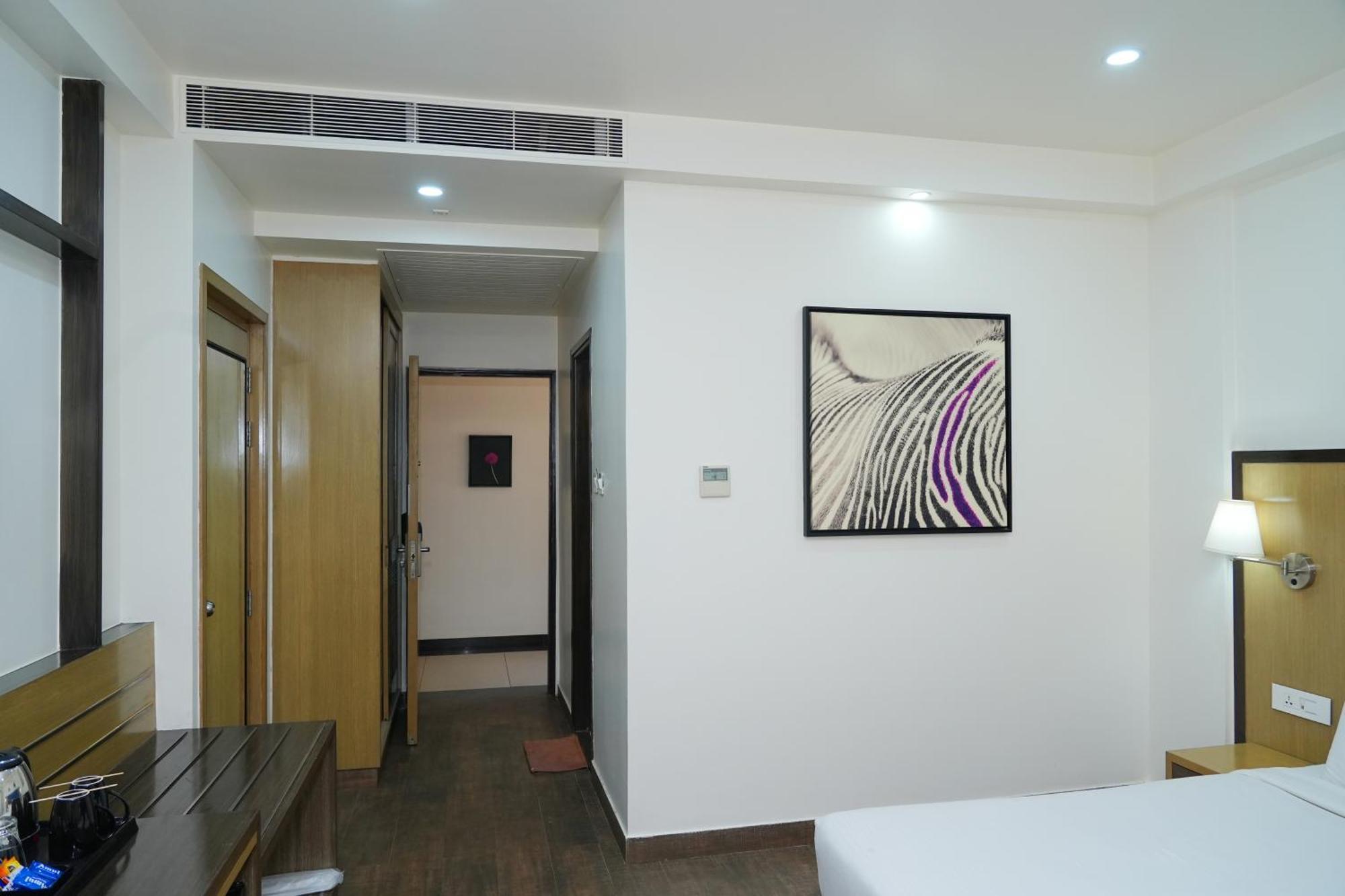 Purple Cloud Hotel Devanahalli Exteriér fotografie